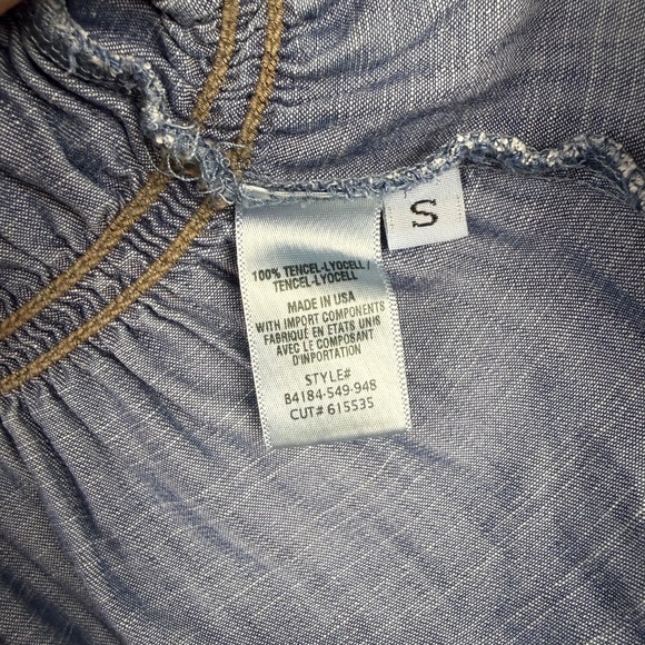 Bella Dahl Womens Smocked Off The Shoulder Denim Top Small - Picture 6 of 13